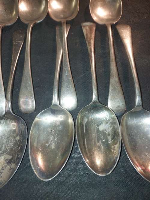 A VINTAGE COLLECTION OF 18 KL EPNS A1 20 DWTS DZ TABLESPOONS  SOLD AS IS