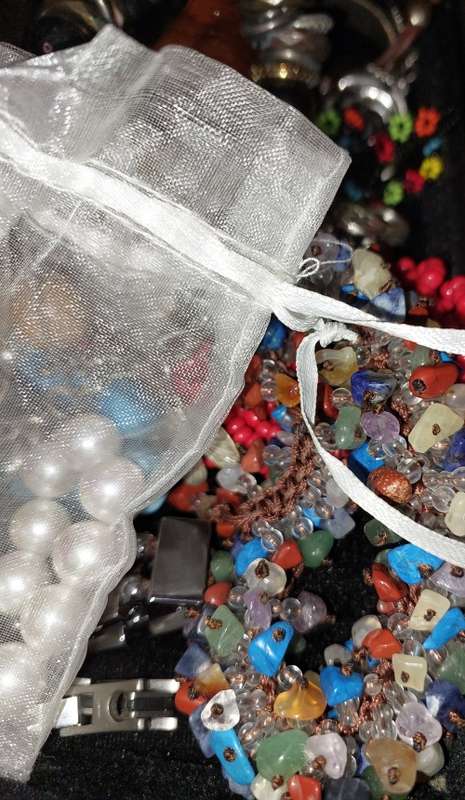 A BULK VINTAGE JOBLOT BRACELETS AND RARE BANGLES  OF QUAITY SOLD AS IS