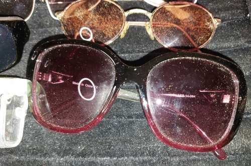 A VINTAGE JOBLOT SUNGLASSES SOLD AS IS