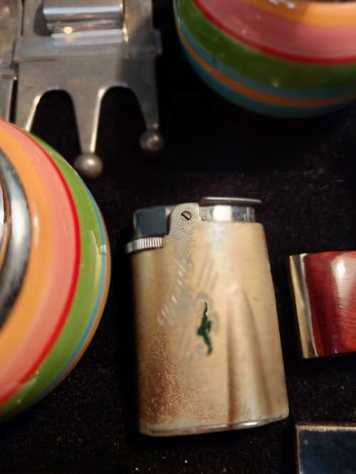 A JOBLOT VINTAGE COLLECTION LIGHTERS FIGURINES, ANTIQUE CONTAINERS, POCKET KNIVES