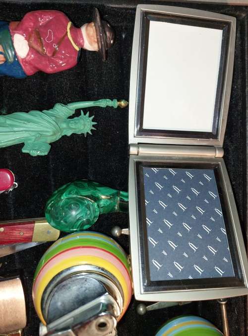 A JOBLOT VINTAGE COLLECTION LIGHTERS FIGURINES, ANTIQUE CONTAINERS, POCKET KNIVES