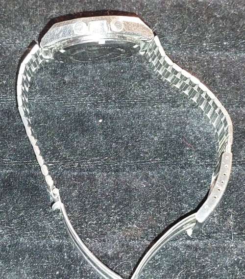A VINTAGE DIGITAL CASIO MENS WATCH WORKING SOLD AS IS