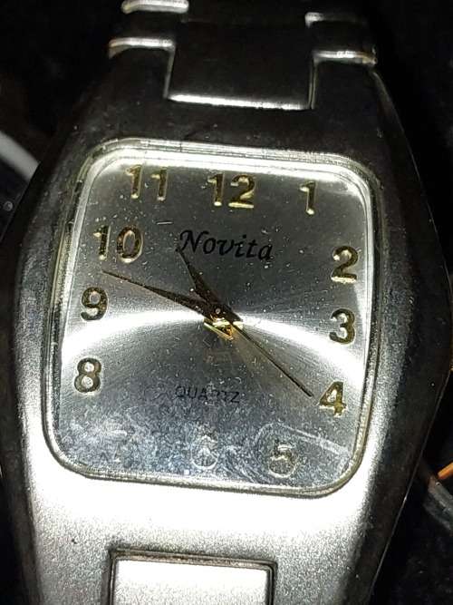 A COLLECTION OF VINTAGE USED FARAH WRIST WATCHES SOLD AS IS NOT TESTED