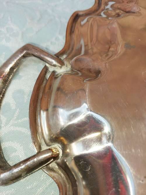 A VINTAGE VICTORIAN-STYLE SOLID SILVER PLATED SERVING TRAY