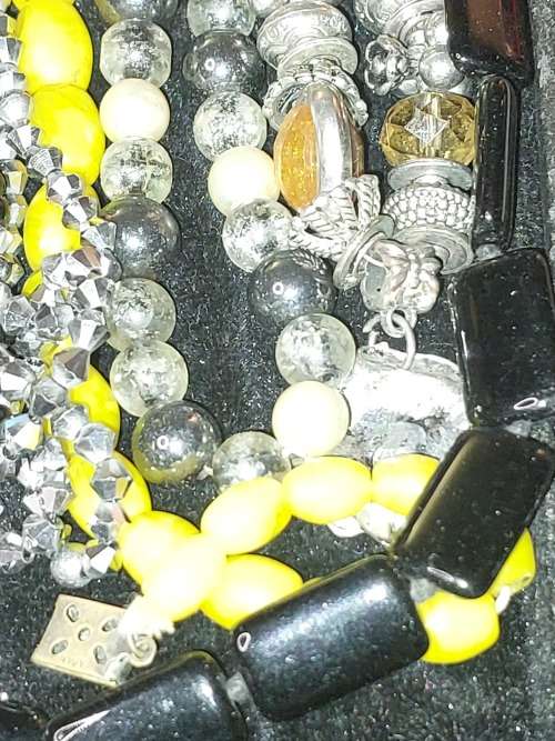A BULK COLLECTION OF SILVERPLATED AND STAINLESS STEEL, MURANO GLASS, AND OTHER SEMI PRECIOUS GEM ST