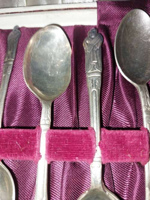 TWO ANTIQUE SILVER PLATED EPNS FINEST FINISH MADE IN SHEFFIELD ENGLAND TEASPOON SETS CASED