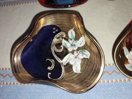 A  VINTAGE COLLECTION OF MURANO GLASS AND PORCELAIN MINIATURE BOWLS AND TWO FANCY GLASS KITCHENALIA