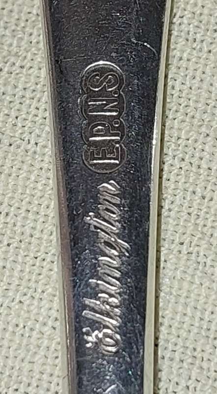 A COLLECTION OF ENGLISH EPNS CUTLERY SOLD AS IS