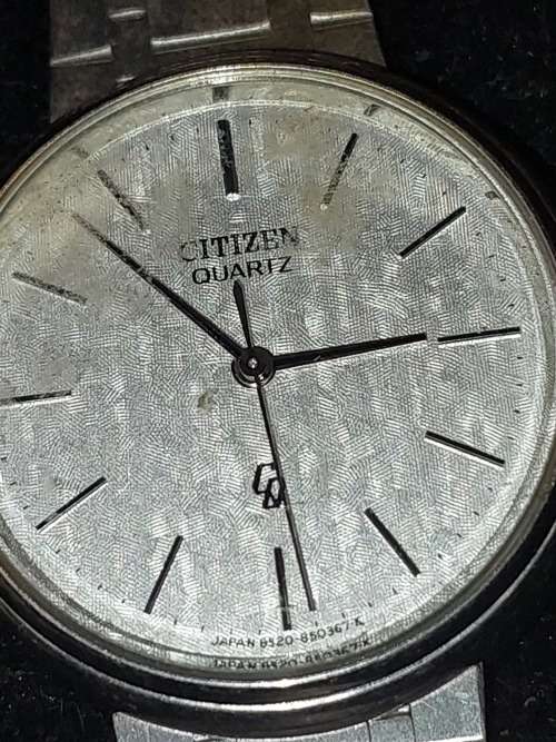 A COLLECTION OF QUALITY PULSAR AND OTHER WRISTWATCHES SOLD AS IS NOT TESTED