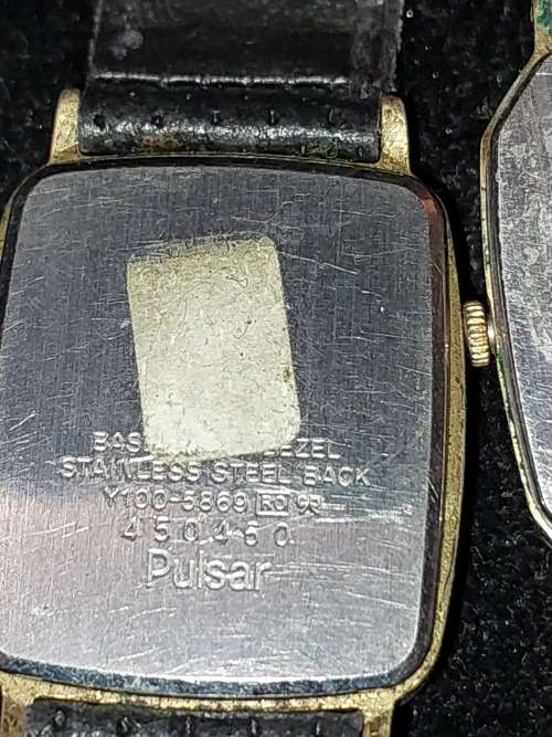 A COLLECTION OF QUALITY PULSAR AND OTHER WRISTWATCHES SOLD AS IS NOT TESTED