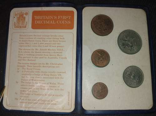 AN ANTIQUE COLLECTION OF BRITISH COINS SOLD AS IS