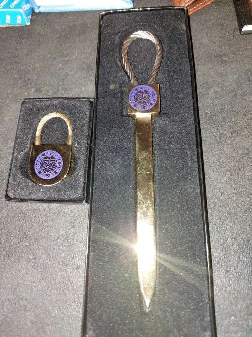 AN EXECUTIVES COLLECTION OF ACCESSORIES
