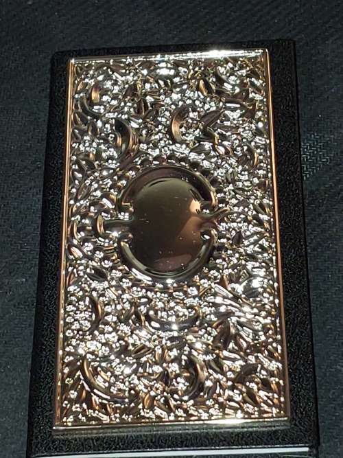 AN EXECUTIVES COLLECTION OF ACCESSORIES