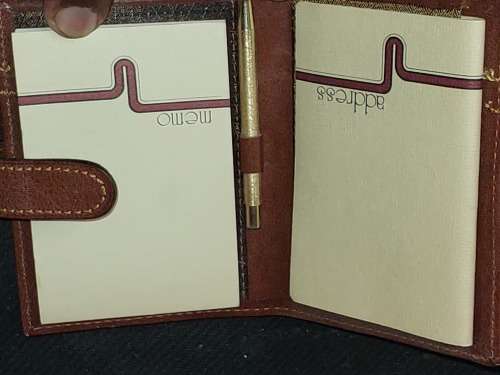 AN EXECUTIVES COLLECTION OF ACCESSORIES