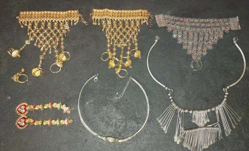 A COLLECTION OF ASIAN BRIDAL JEWELRY SOLD AS IS