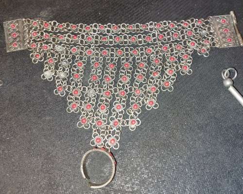 A COLLECTION OF ASIAN BRIDAL JEWELRY SOLD AS IS