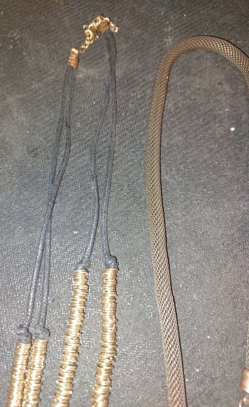 AN IMMIGRATING LADY`S QUALITY COLLECTION OF COSTUME NECKLACES SOLD AS IS