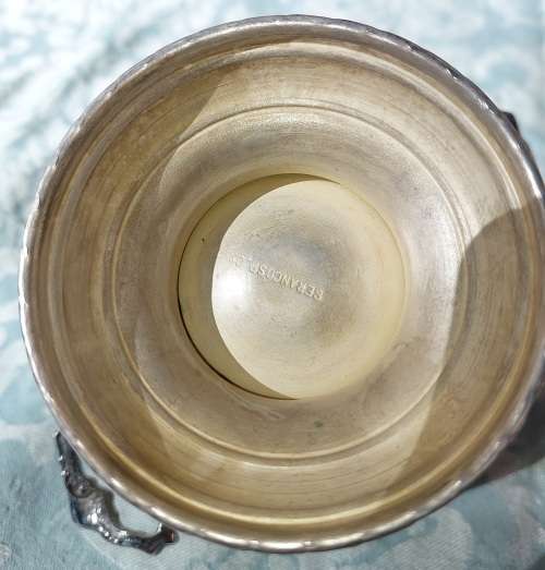 A VINTAGE SERANCO SP.ON C SMALL SAUCE TURINE IN GOOD CONDITION SOLD AS IS