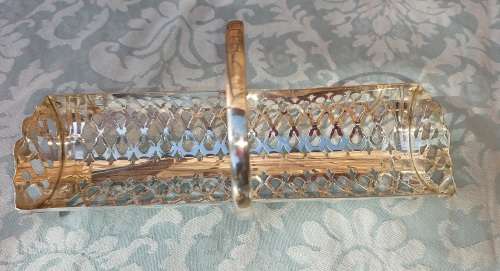 A COLLECTION OF SILVER PLATED SERVING TRAYS KITCHENALIA