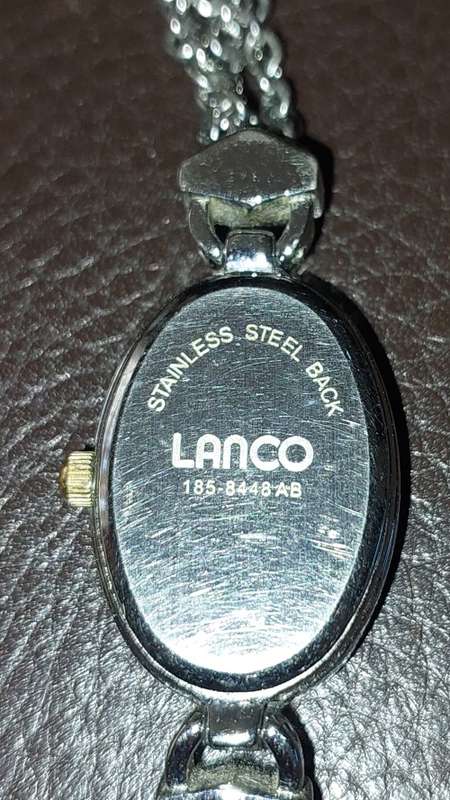A COLLECTION OF VINTAGE FASHION WATCHES FOR THE LADIES