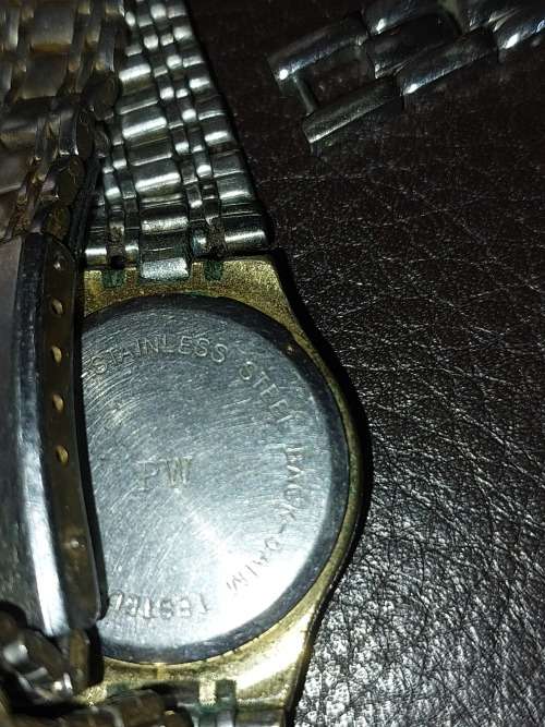 A COLLECTION OF VINTAGE FASHION WATCHES FOR THE LADIES