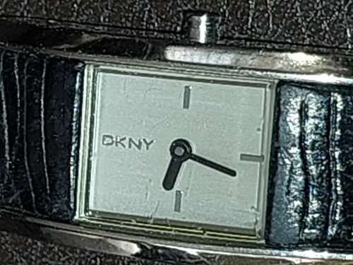A RARE COLLECTION WOMANS WRIST WATCHES