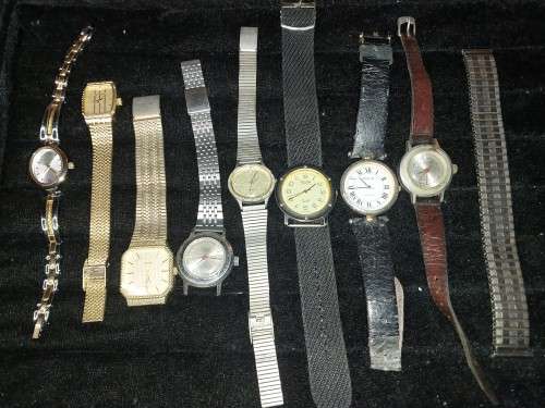 A VINTAGE JOB LOT HIGHLY COLLECTABLE WRISTWATCHES SOLD AS IS NOT TESTED