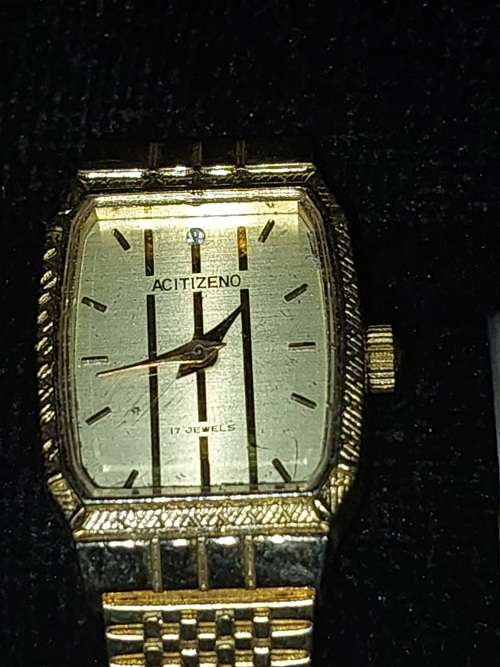 A VINTAGE JOB LOT HIGHLY COLLECTABLE WRISTWATCHES SOLD AS IS NOT TESTED