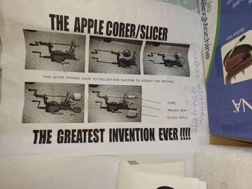 AN ORIGINAL CUISINA APPLE PEELING MACHINE