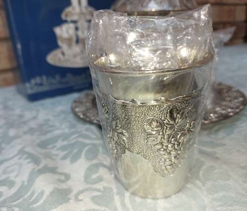 AN EXCLUSIVE QUALITY NEVER BEEN-USED KIDDUSH SET