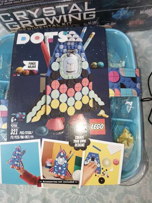 A JOB LOT CHILDREN TOYS , LEGO, AND PROJECT SETS SOLD AS IS