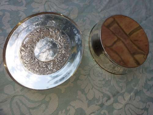 A VINTAGE PACCA SERVING BOWL EPNS MADE IN ITALY
