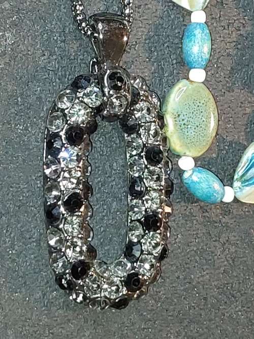 A COLLECTION OF VINTAGE TURQUOISE AND OTHER COSTUME NECKLACES SOLD AS IS
