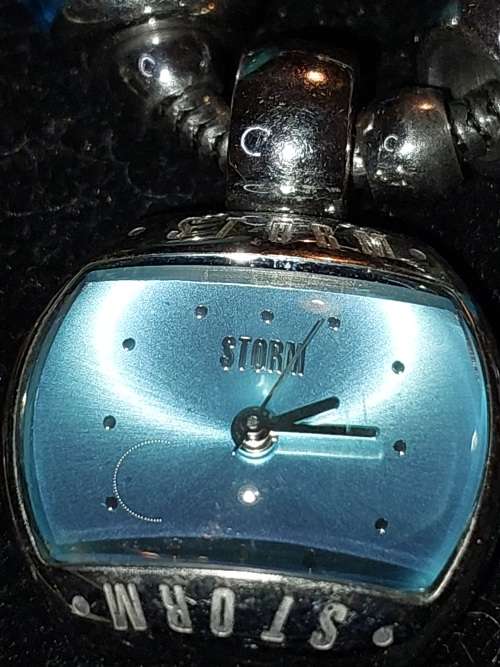 A COLLECTION OF VINTAGE WOMANS DRESS WATCHES