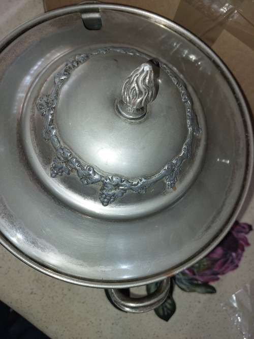 AN  ANTIQUE SERANGO EPNS SOUP TURINE WITH BASE SLIGHTLY DENTED SOLD AS IS