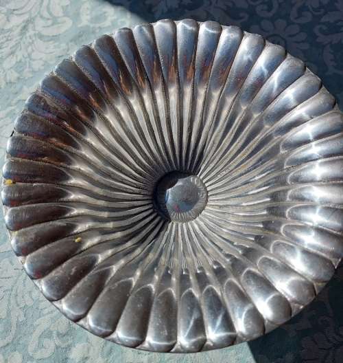 A VINTAGE ART DECOR ALUMINUM ALLOY SERVING TRAY SOLD AS IS