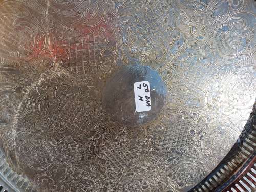 A VINTAGE SERANCO SILVER PLATED ON BRASS 50 CM DIAMETER SERVING TRAY SOLD AS IS