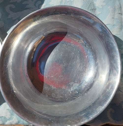 A COLLECTION OF ALUMINUM ALLOY ART DECOR CAROL BOYES STYLE SERVING BOWLS AND TRAYS SOLD AS IS