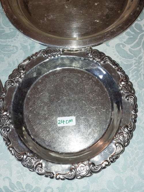 A COLLECTION OF SILVER PLATED AND EPNS  SERVING TRAYS