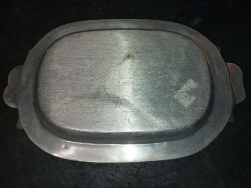 A VINTAGE 36 X23 CENTIMETER RECTANGULAR CAROL BOYES STYLE MEXICAN ALLOY SERVING TRAY SOLD AS IS
