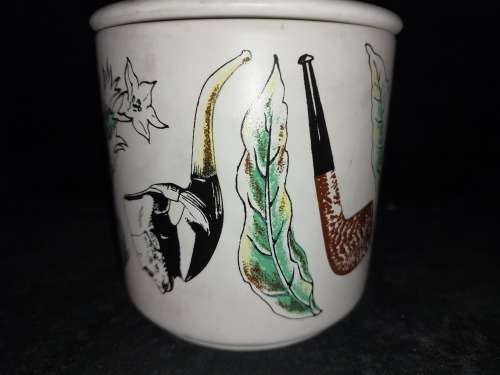 A VINTAGE  DANISH TABACCO LEAF PORCELAIN CERAMIC JAR