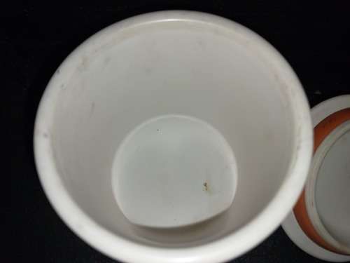 A VINTAGE  DANISH TABACCO LEAF PORCELAIN CERAMIC JAR