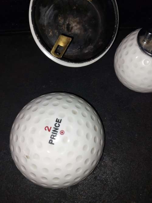 A GOLFERS COLLECTABLE MEMORABILIA