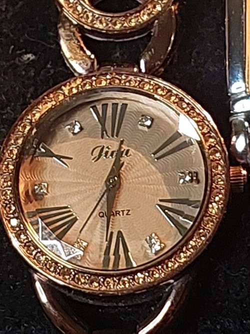 A COLLECTION OF JAPANESE MOVEMENT DRESS WATCHES