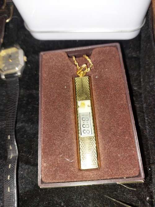 A COLLECTION OF DESIGNER DRESS WATCHES SOLD AS IS NOT TESTED
