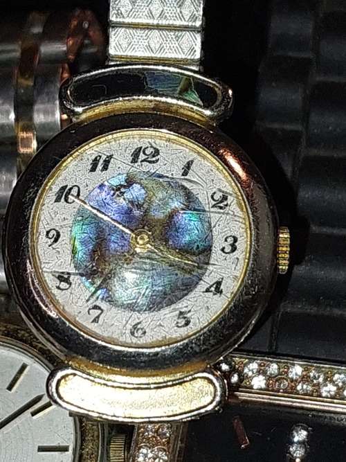 A COLLECTION OF DESIGNER DRESS WATCHES SOLD AS IS NOT TESTED