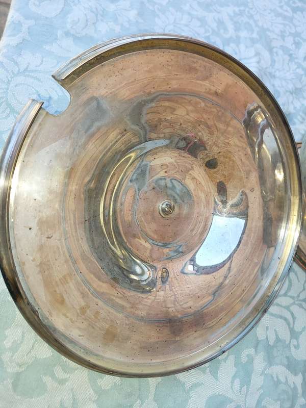 A VINTAGE SOUP TURINE  PRESIDENT SILVER PLATED