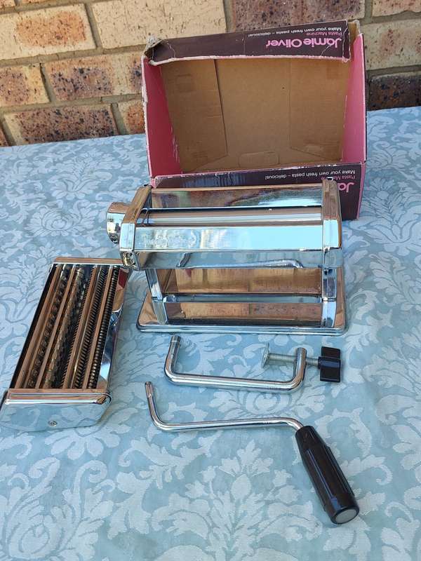A COMPLETE JAMIE OLIVER PASTA MACHINE