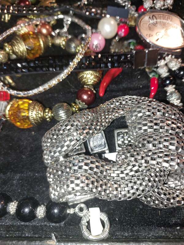 A BULK COLLECTION JOB LOT FASHION BRACELETS SOLD AS IS