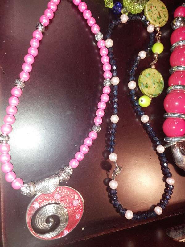 A JOB LOT COSTUME NECKLACES SOLD AS IS